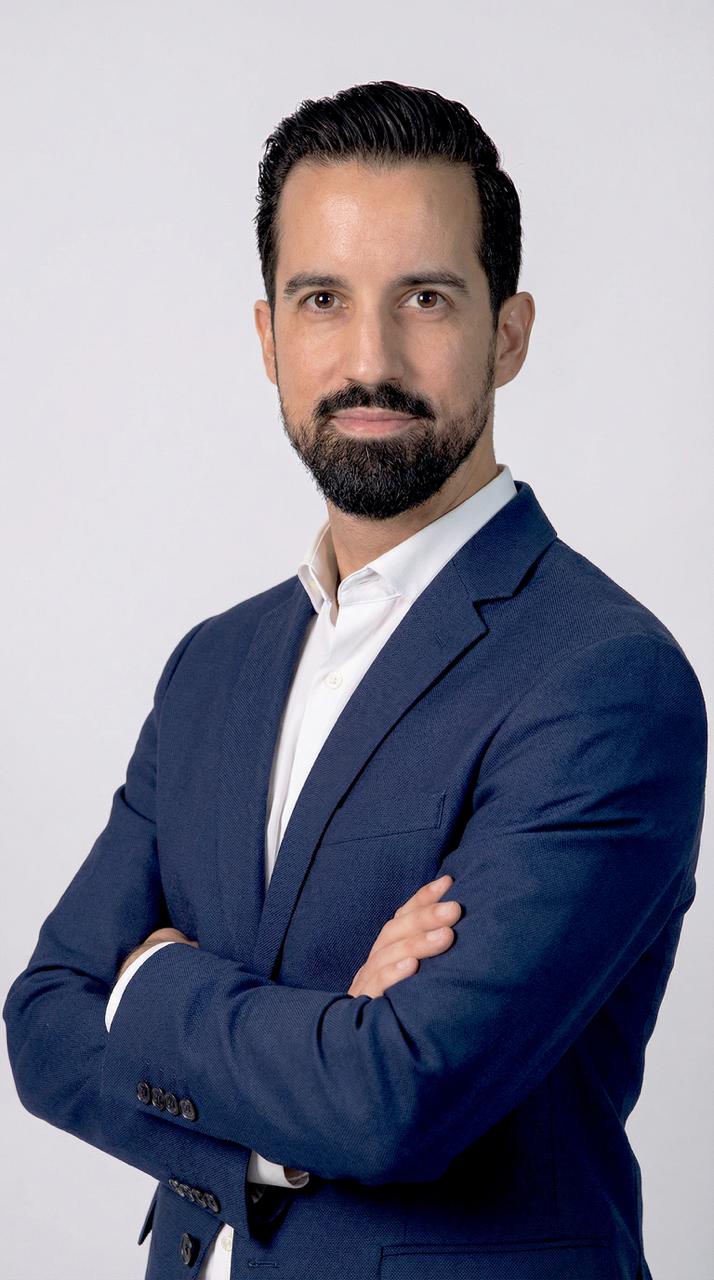 Chava Rax, instructor de Promptología
